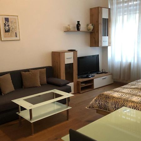 וינה Green Apartment מראה חיצוני תמונה
