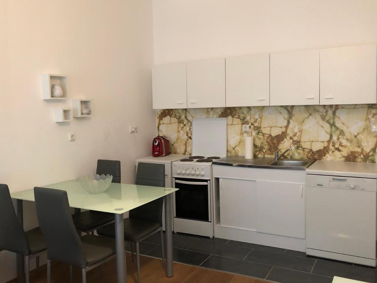 וינה Green Apartment מראה חיצוני תמונה